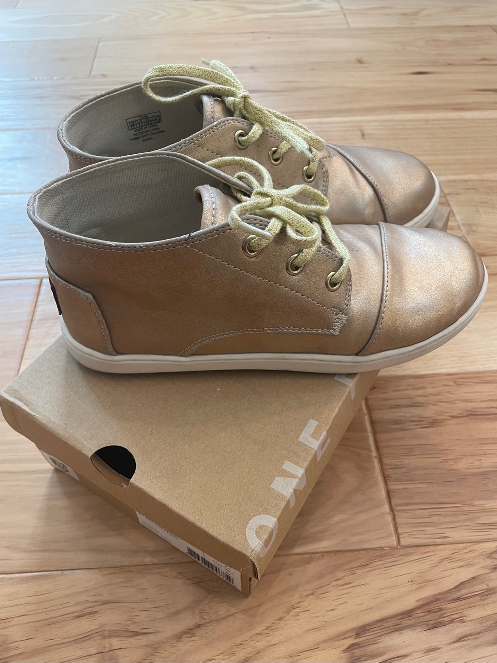 Toms Gold Metallic Sneakers